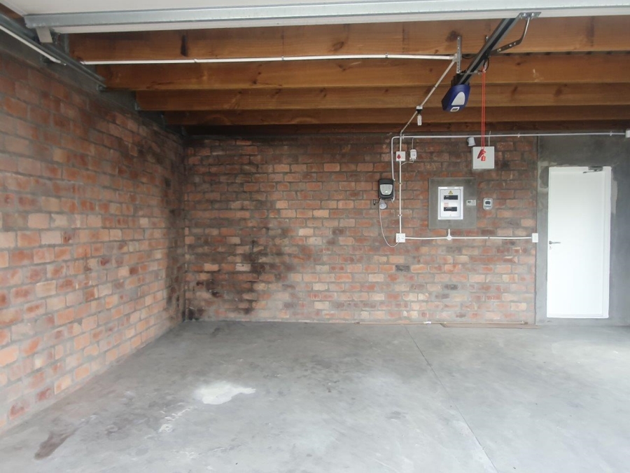 3 Bedroom Property for Sale in Sunningdale Western Cape